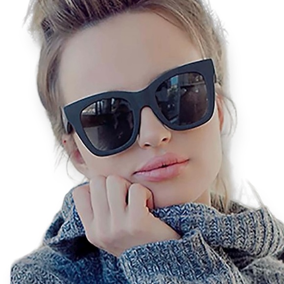 QUAY After Hours Sunglasses Matte Black Frame Smoke Lens Square NWT - Picture 2 of 10